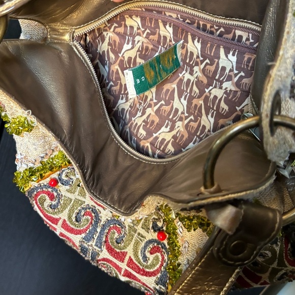 Mary Frances Vintage Shoulder Bag - Picture 3 of 6